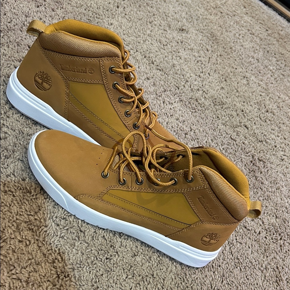 Timberland Men's Brown High-Top Sneakers size 8.5 brand new